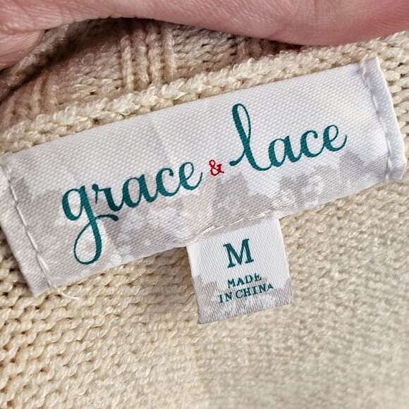 Grace & Lace Colorful Heart Patch Knit Sweater Sz M - Picture 6 of 9